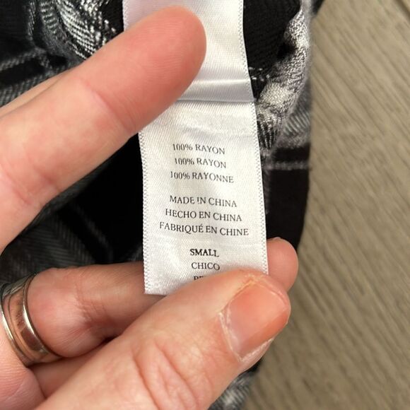 RAILS BLACK AND WHITE CHECKERED PLAID SUPER SOFT BUTTON DOWN SHIRT SIZE SMALL - Picture 6 of 7